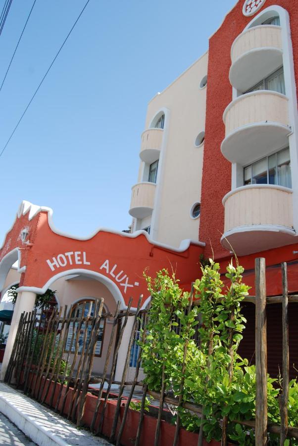 Hotel Alux Cancun Exterior photo